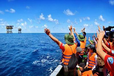 Hanoï plus de 12 milliards de dongs mobilisés pour le Fonds «Pour la mer et les îles du pays» 2021